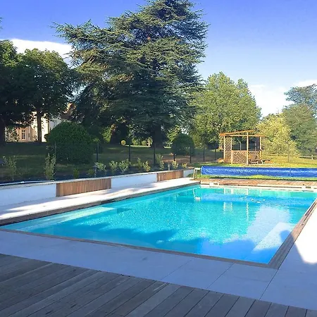 Domaine Des Grands Cedres - Maison D'hotes Bed & Breakfast Cordelle