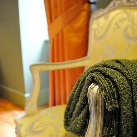 Domaine Des Grands Cedres Bed & Breakfast