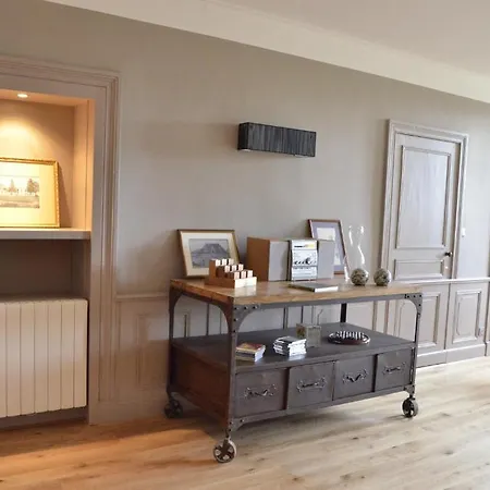 Bed & Breakfast Domaine Des Grands Cedres Cordelle